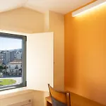 Pensao Avenida Bed & Breakfast