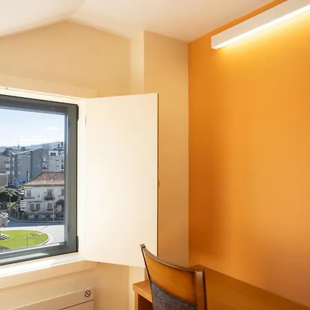 Pensao Avenida Bed and breakfast