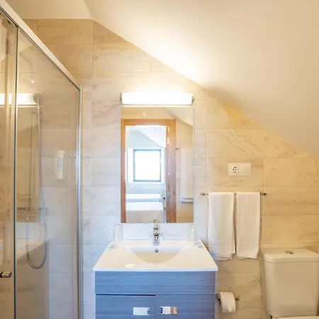 Pensao Avenida فندق مبيت وإفطار 3*