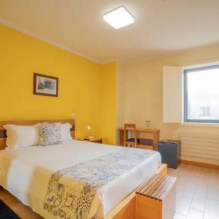 Pensao Avenida فندق مبيت وإفطار