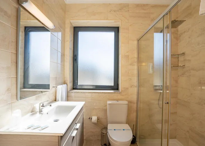 فندق مبيت وإفطار Pensao Avenida