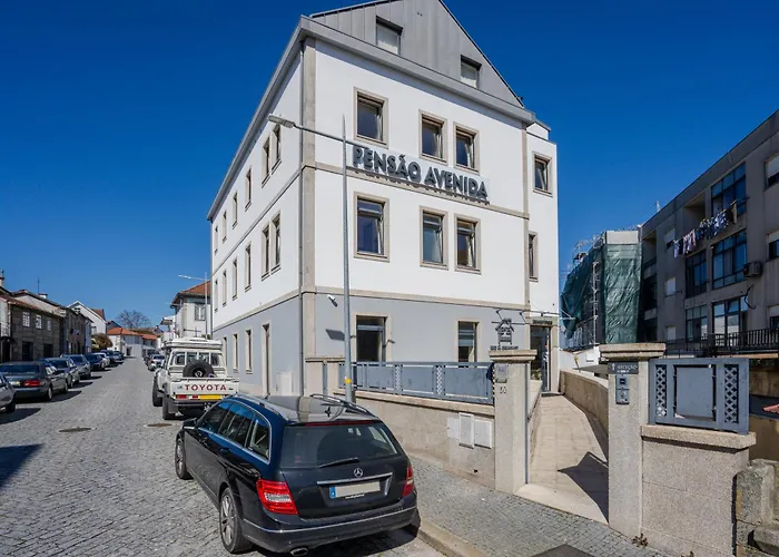 Pensao Avenida فندق مبيت وإفطار 3*