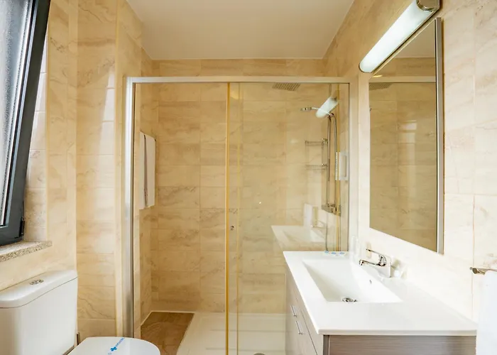 فندق مبيت وإفطار Pensao Avenida Oliveira de Frades